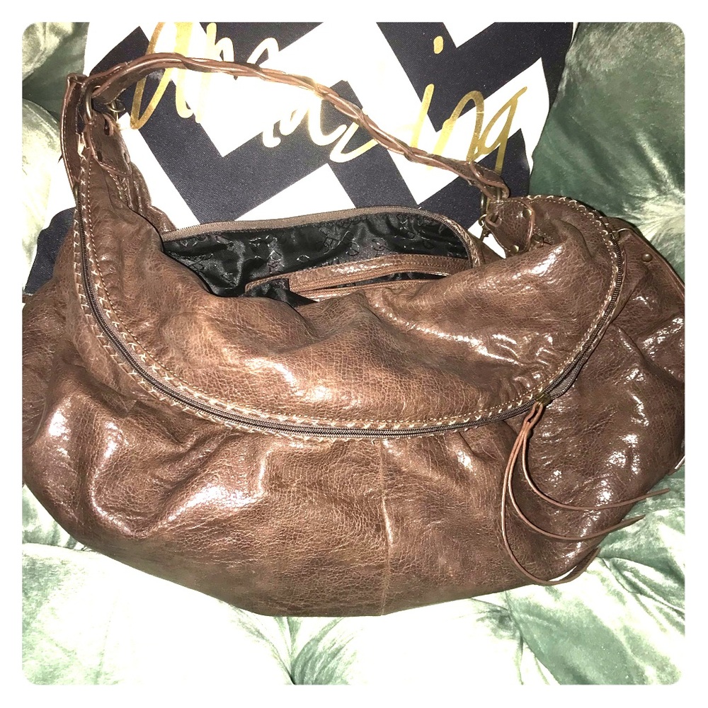 BCBG Hobo bag!!